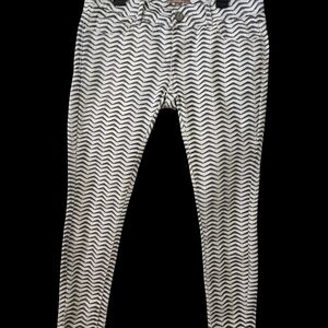 Romeo & Juliet Couture Black and White Jeans